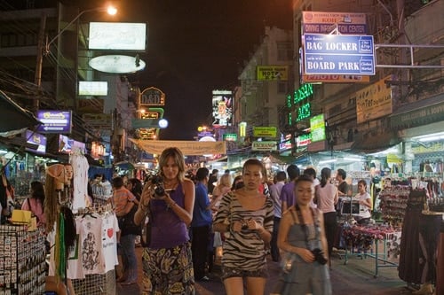 Grabando la caótica y auténtica Khaosan Street