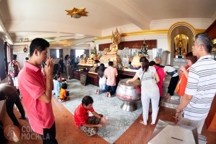 Interior del Wat Saket
