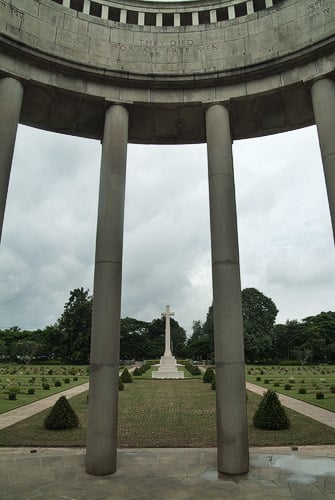 Detalle de la simetría reinante en el cementerio