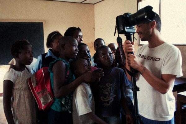 Salón Consejo Júnior ᐈ Aulas para la libertad, el último proyecto de Fotógrafos en Acción