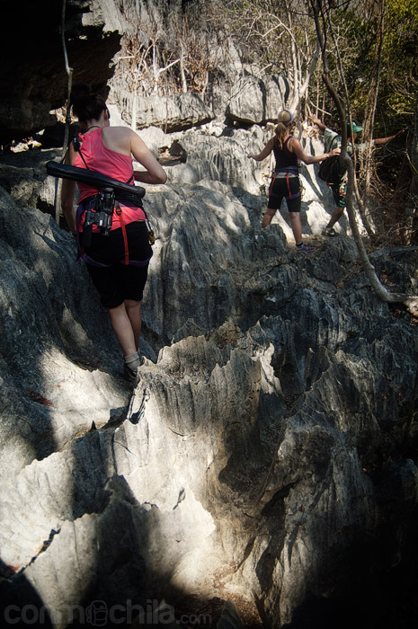 Escalando por las rocas