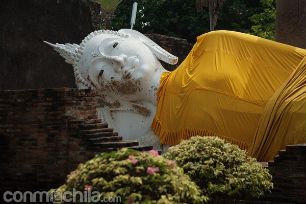 El Buda reclinado de 7 metros