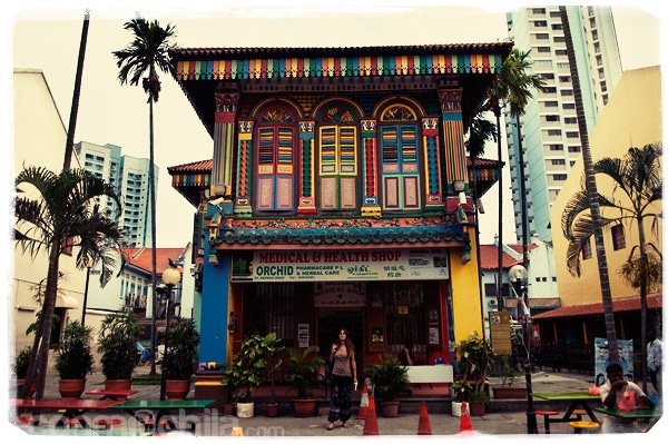 La colorida fachada del Tang Teng Niah