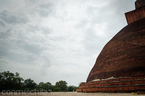Detalle para darnos cuanta de la magnitud de la stupa