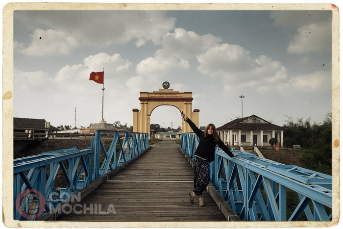 El puente Hien Luong