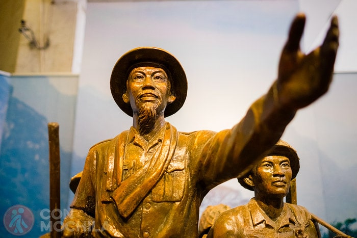 Estatua de Ho Chi Minh