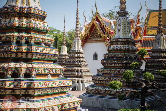 Detalle de los chedis del Wat Pho