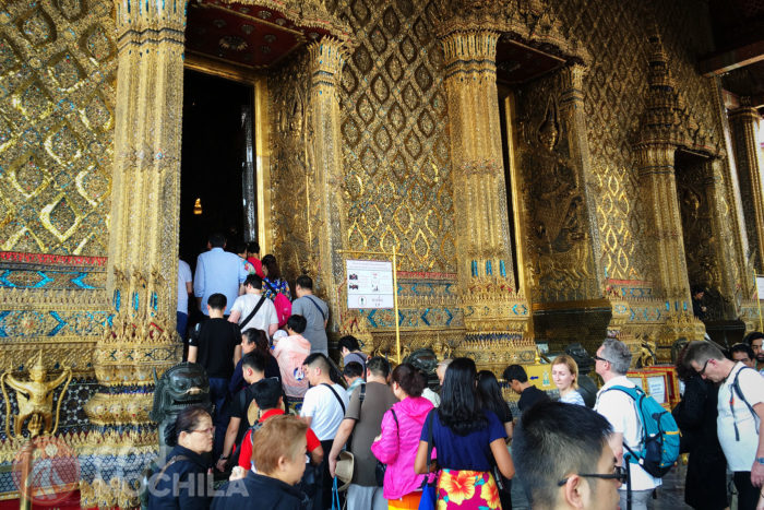 ¡Paciencia! Hay que hacer cola para visitar el Gran Palacio de Bangkok