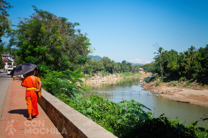 Puente de bambu Luang Prabang