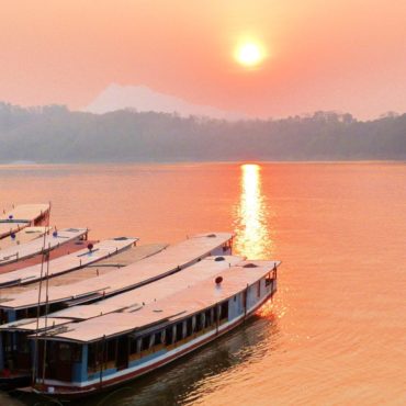 Atardecer río Mekong - Itinerario de viaje a Laos y Tailandia