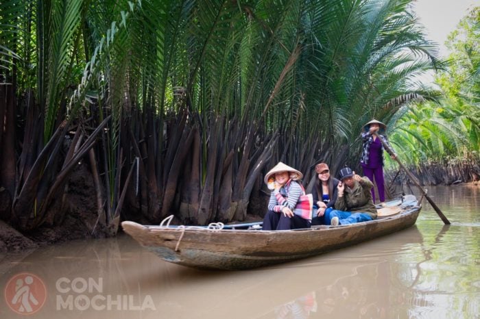 Turistas locales en el delta del Mekong