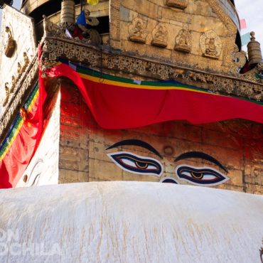 La estupa dorada del templo de los monos