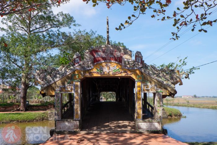 El puente cubierto de Thanh Toan