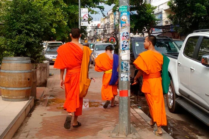 monjes Isaan Nong Khai
