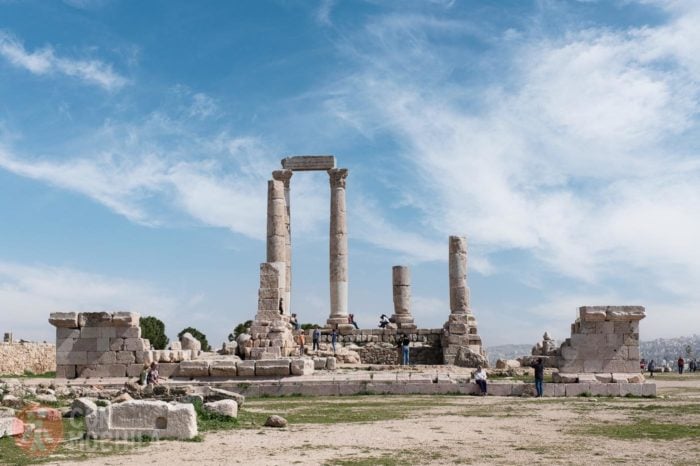 El templo de Hércules de la Ciudadela de Amman desde otro ángulo