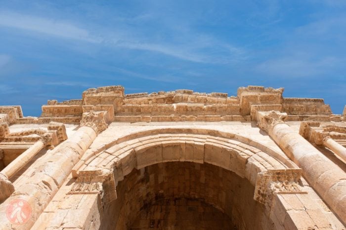Detalles del Arco de Adriano