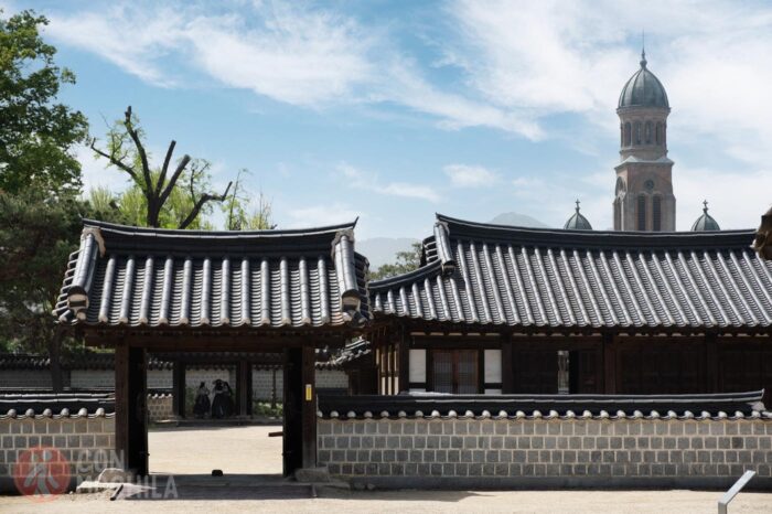 La catedral vista desde el Gyeonggijeon